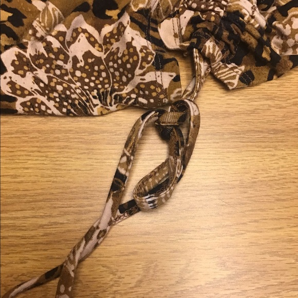 Ruby Road top size L draw string brown floral pattern nice Holiday shirt 🥀 - Picture 9 of 12